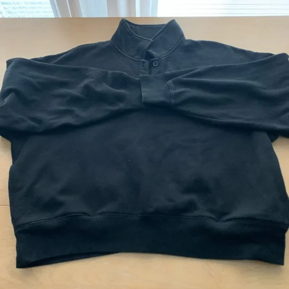 GAP Black Sweatshirt & Cargo Joggers - Picture 4 of 8